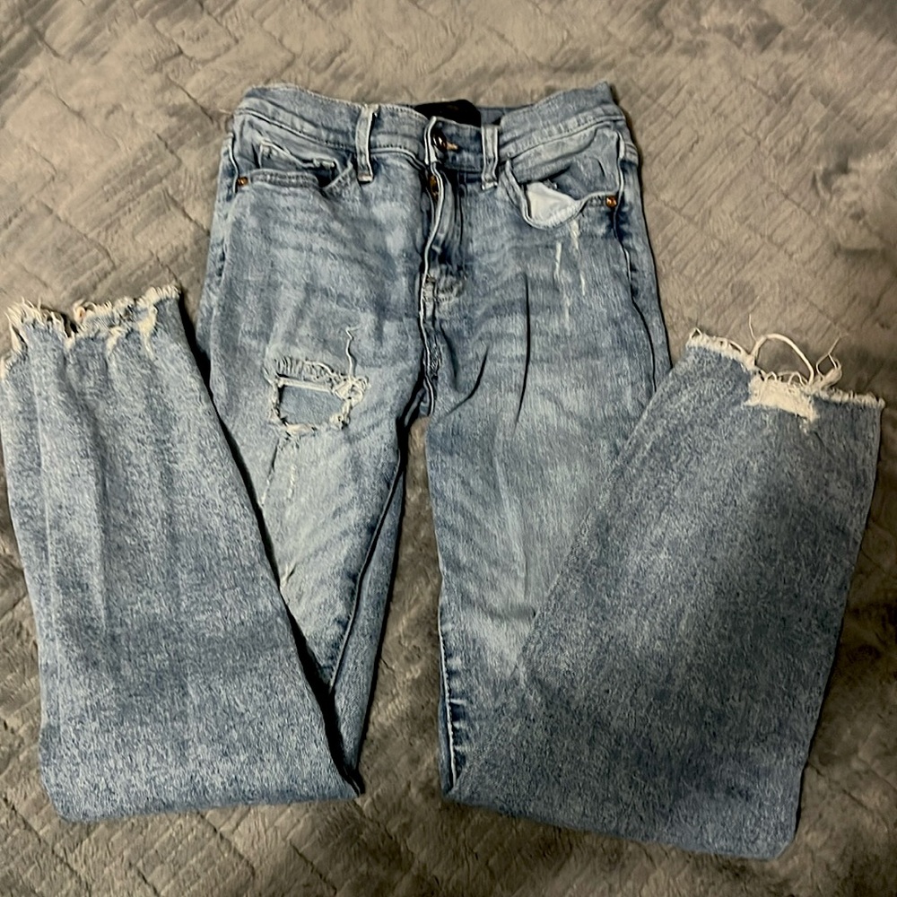 Kendall + Kylie
Skinny jeans
0/24
High rise